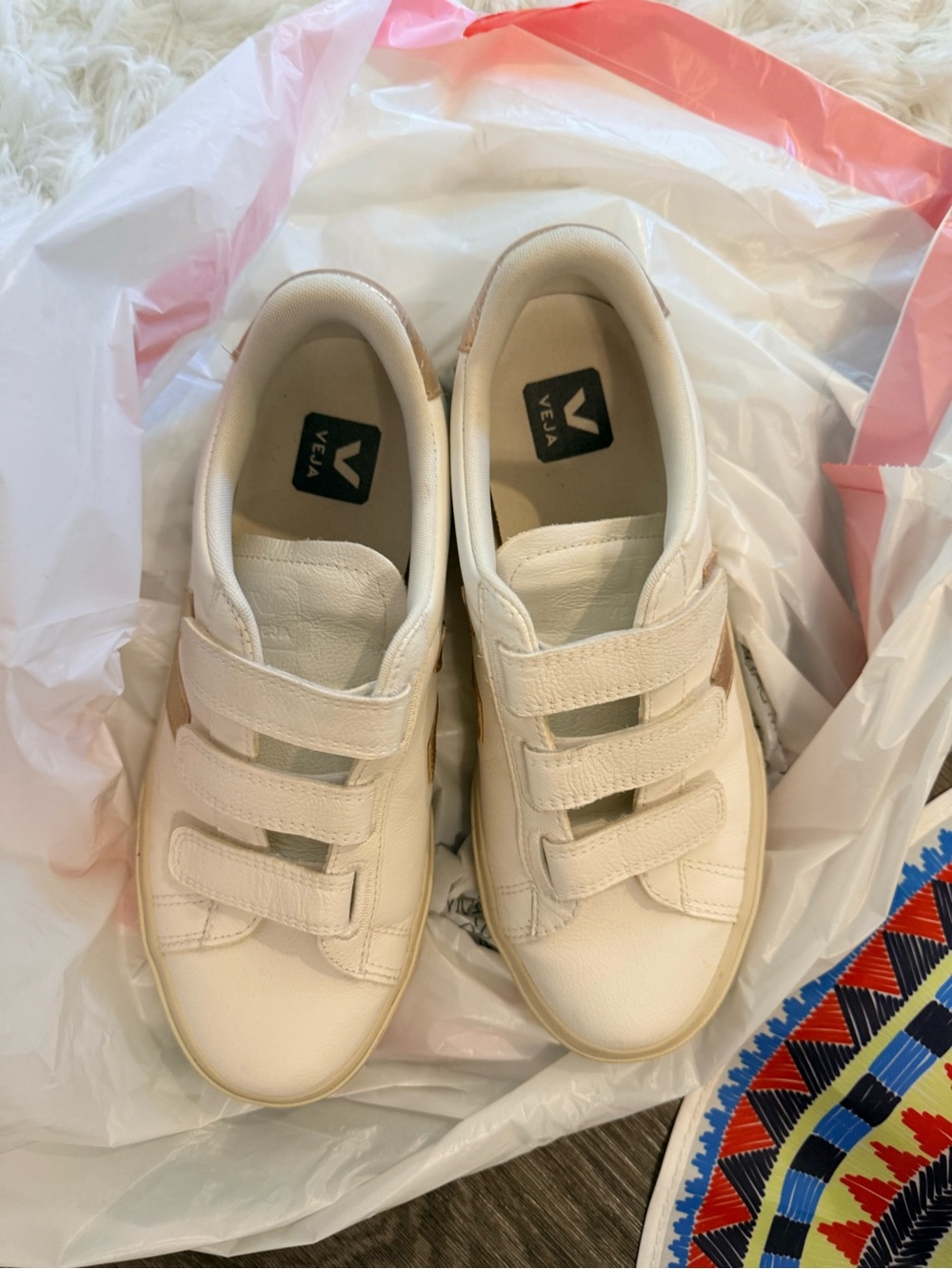Veja Velcro strap